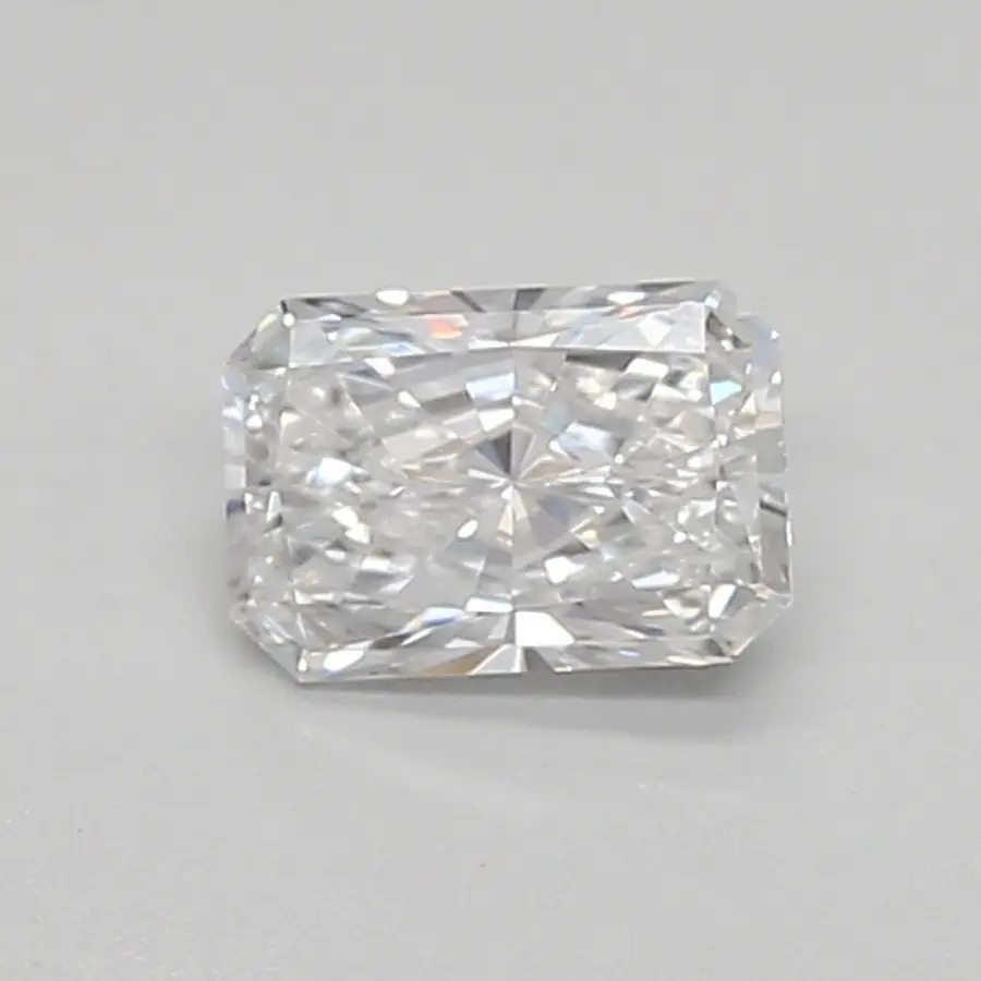 0.39ct E VVS2 Radiant (IGI)