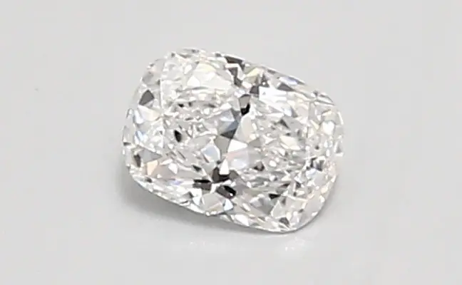 0.39ct D VVS2 Cushion (IGI)
