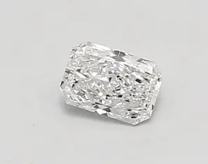 0.39ct D VVS2 Radiant (IGI)