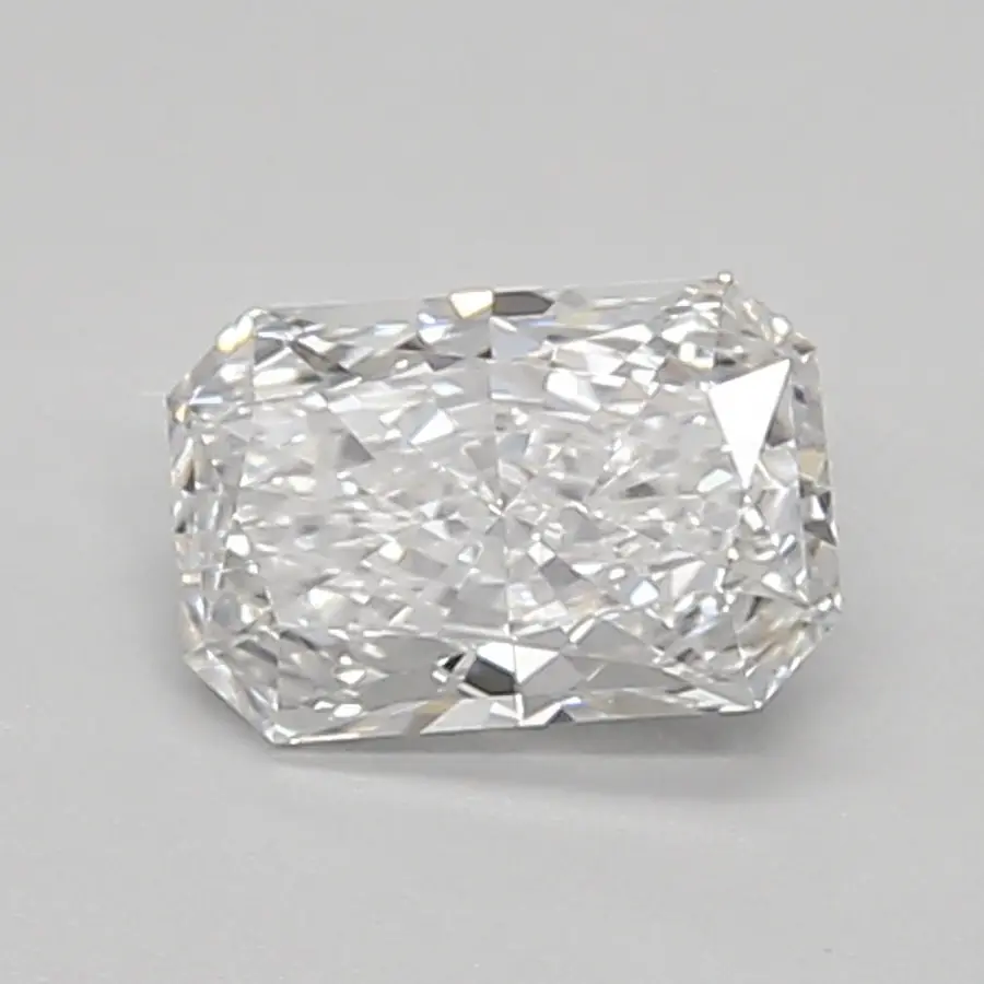 0.39ct D VVS2 Radiant (IGI)