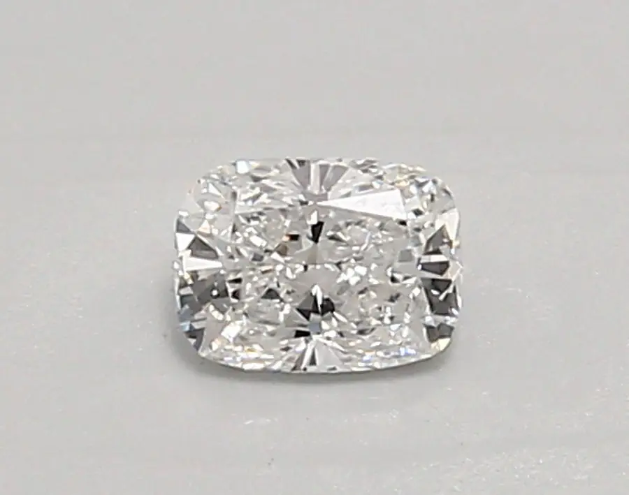 0.39ct D VVS1 Cushion (IGI)