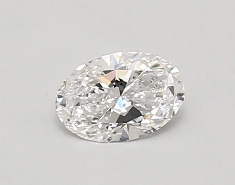 0.38ct D VVS2 Oval (IGI)