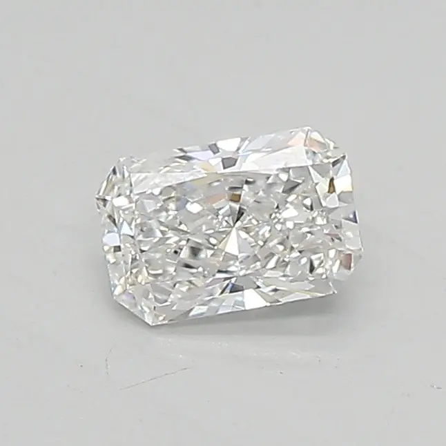 0.38ct E VVS2 Radiant (IGI)