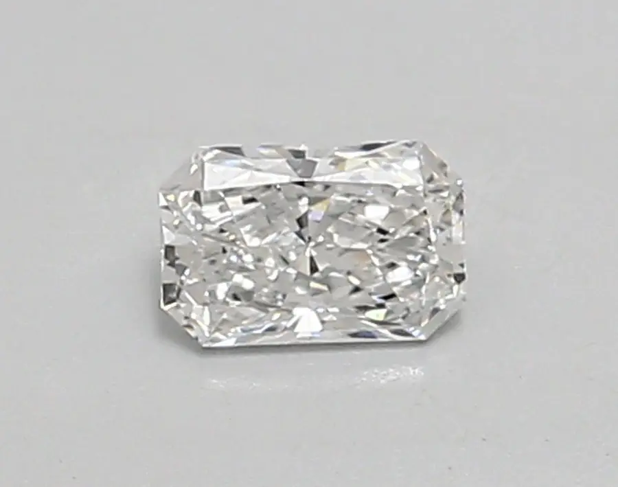 0.38ct D VVS1 Radiant (IGI)