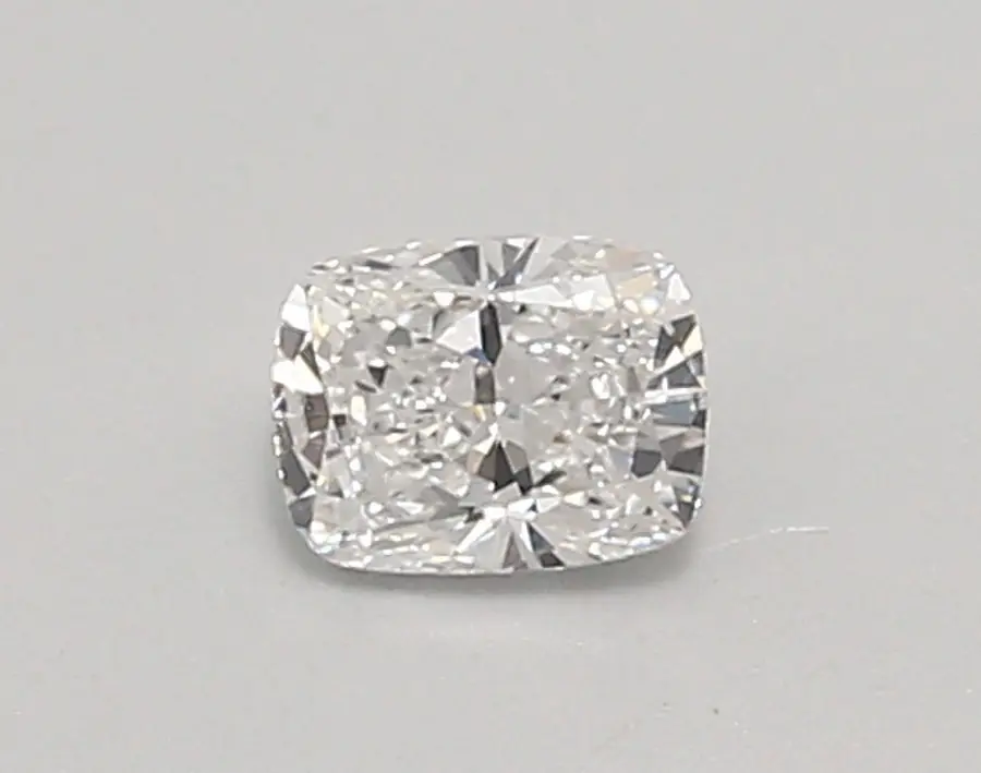 0.38ct D VVS2 Cushion (IGI)
