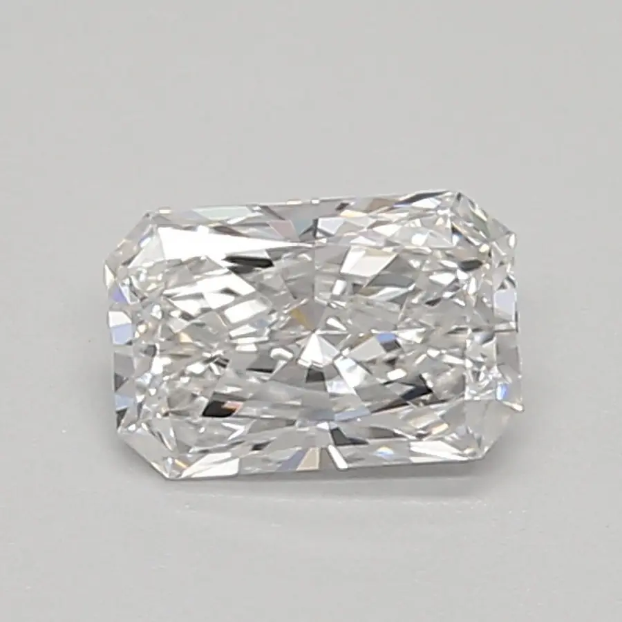 0.37ct E VVS1 Radiant (IGI)