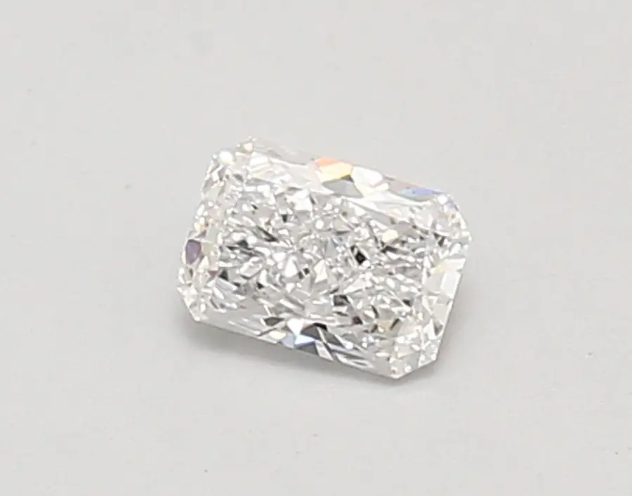 0.37ct D VS1 Radiant (IGI)