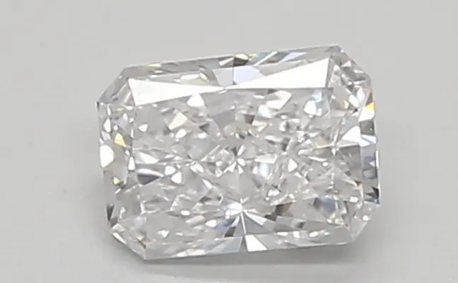 0.37ct D VVS2 Radiant (IGI)