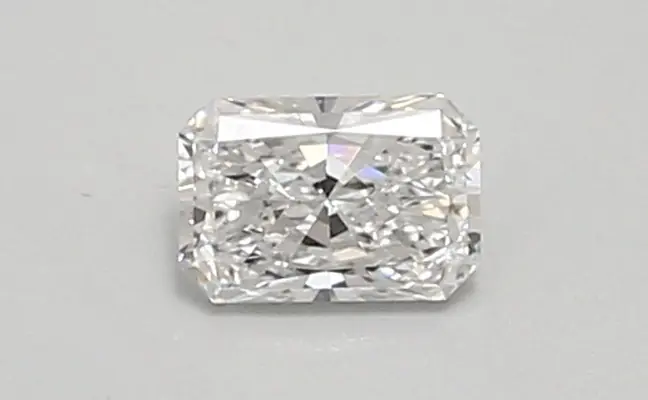 0.37ct D VVS2 Radiant (IGI)