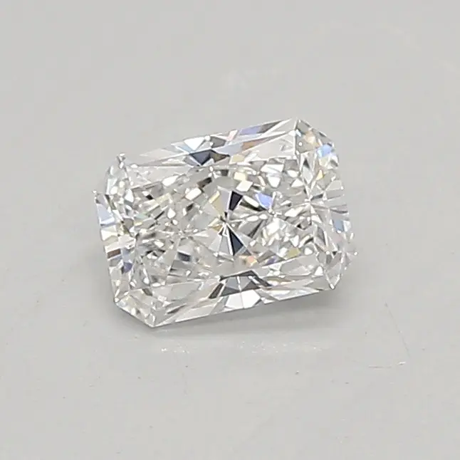 0.35ct D VVS2 Radiant (IGI)