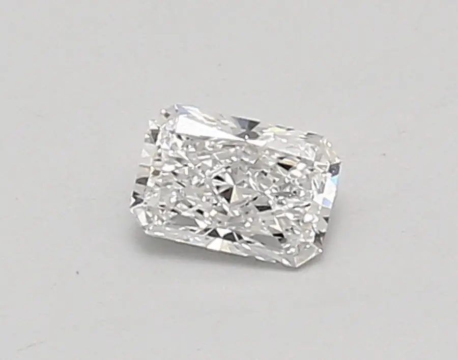 0.33ct D IF Radiant (IGI)