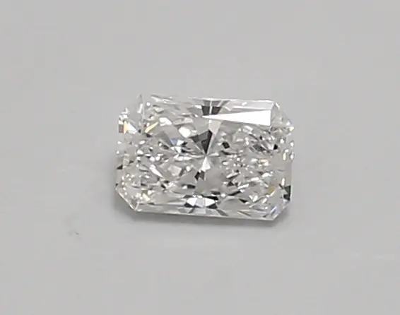0.31ct E VVS2 Radiant (IGI)