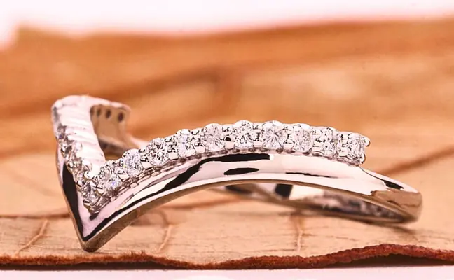 Curved Diamond Wedding Band