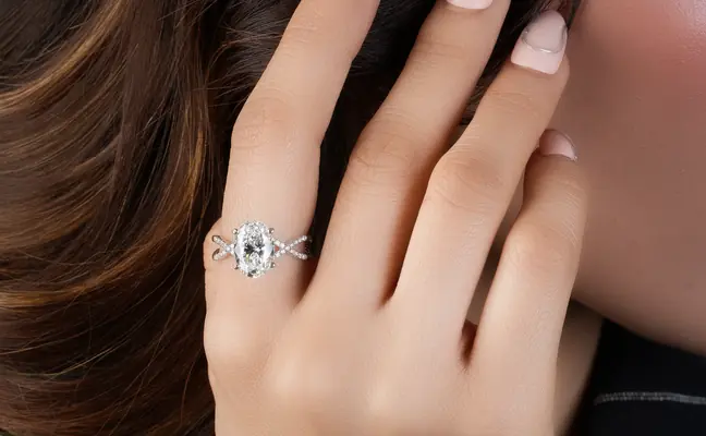 Vintage Oval Cut Diamond Twisted Engagement Ring