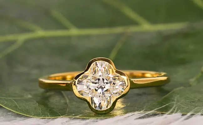 Lily Cut Lab Grown Diamond Bezel Set Clover Ring
