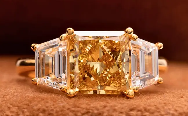 Luxury Yellow Lab Grown Diamond Princess Cut Engagement Ring