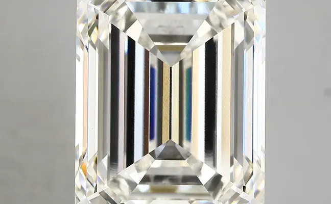 17.77ct G VS1 Emerald (IGI)