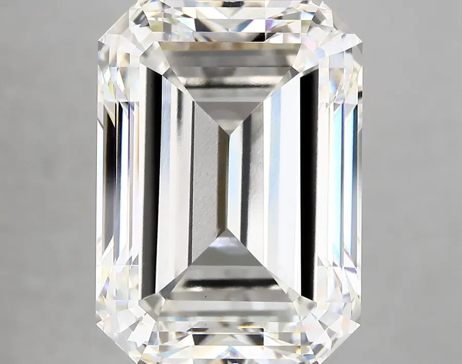 15.00ct G VS1 Emerald (IGI)
