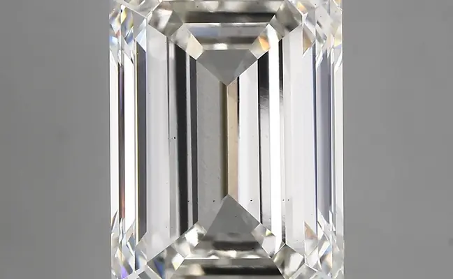 12.14ct H VS1 Emerald (IGI)
