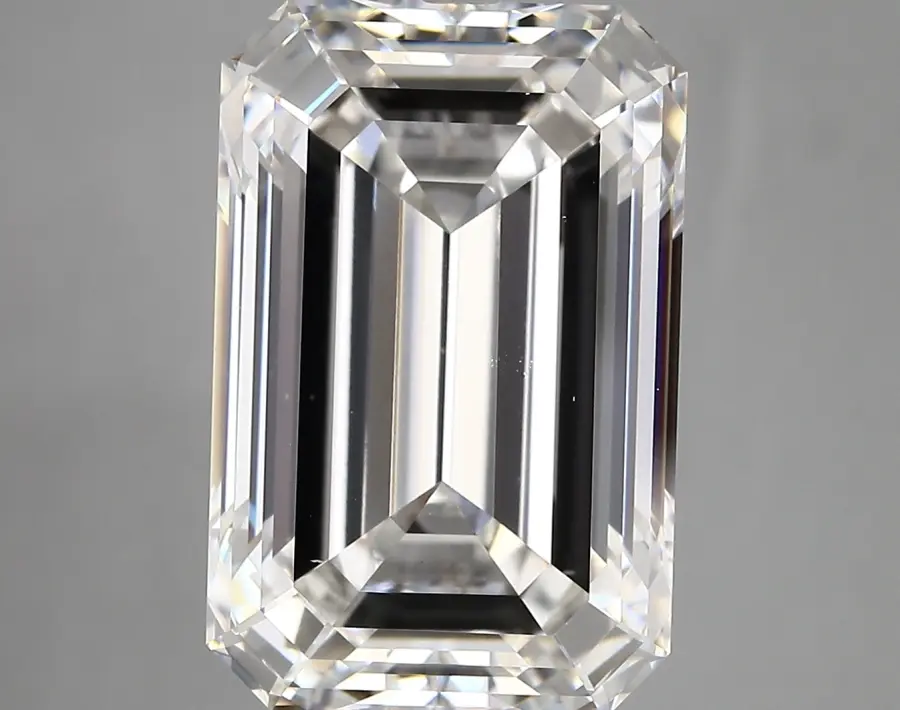 10.11ct F VS1 Emerald (IGI)