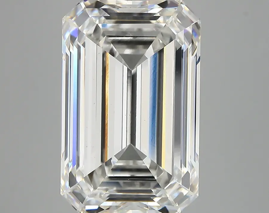 10.07ct F VS1 Emerald (IGI)