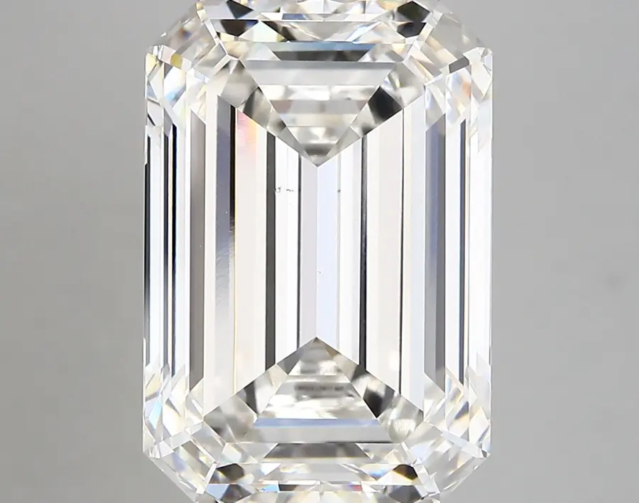 9.33ct G VS2 Emerald (IGI)