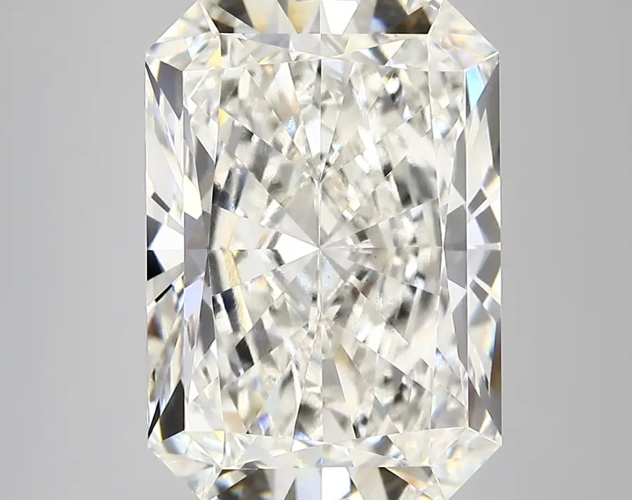 8.08ct G VVS2 Radiant (IGI)