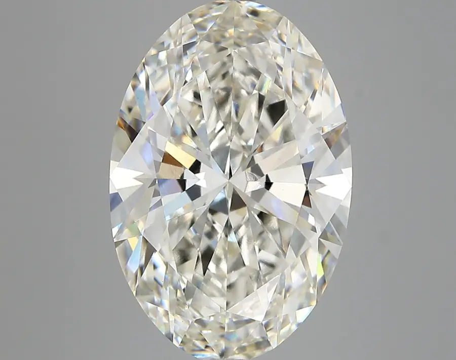 6.89ct G VVS2 Oval (IGI)
