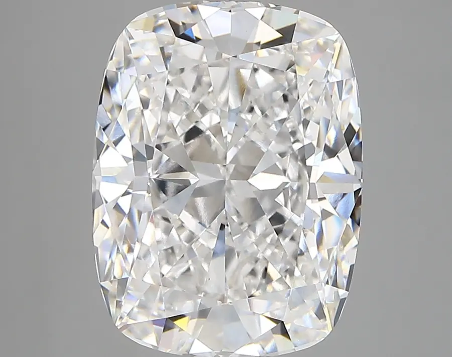 6.43ct E VVS2 Cushion (IGI)