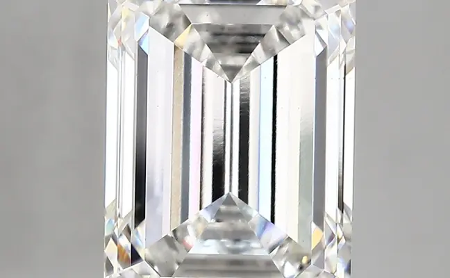 6.27ct E VS1 Emerald (IGI)