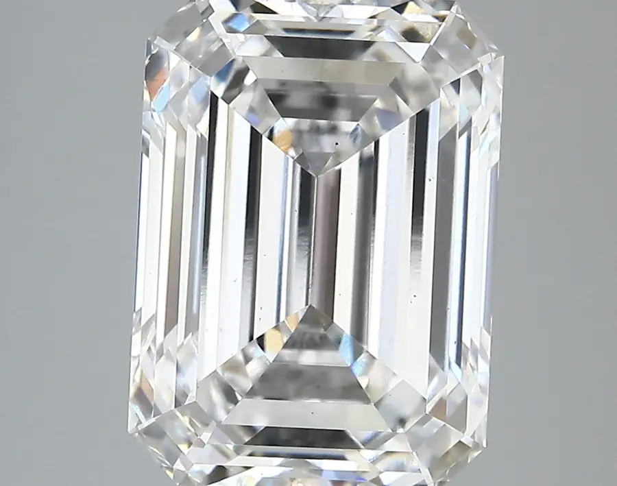 6.21ct E VS1 Emerald (IGI)