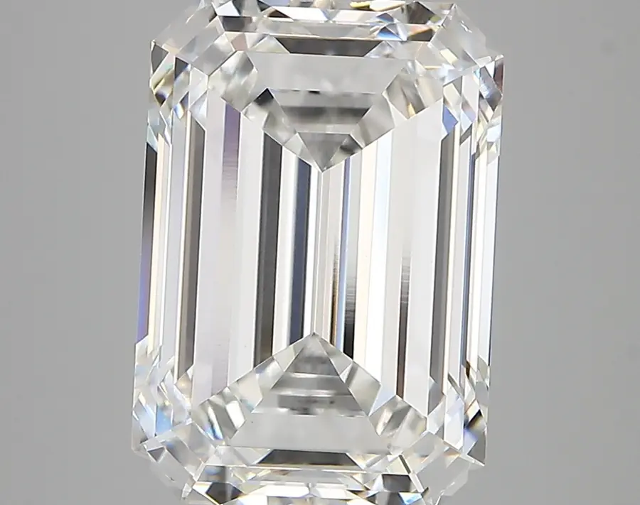 6.20ct F VVS2 Emerald (IGI)
