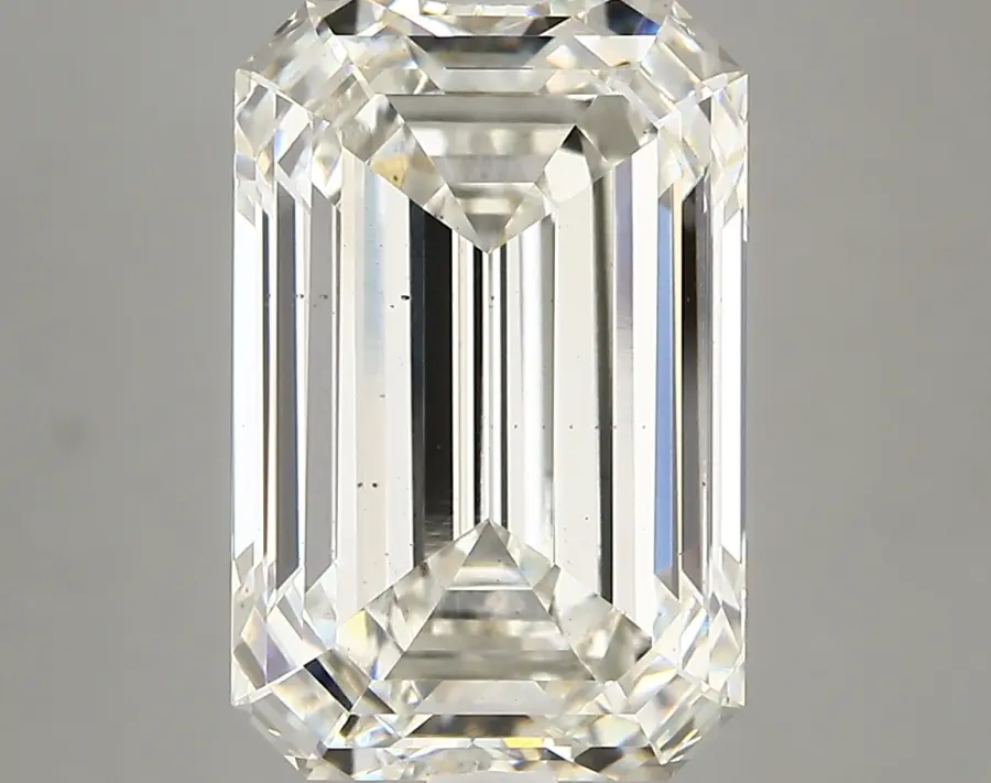 6.19ct H VS2 Emerald (IGI)