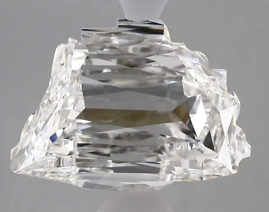 6.18ct F VVS2 The Colosseum (IGI)