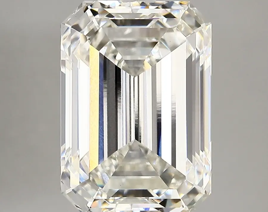 6.17ct G VVS2 Emerald (IGI)