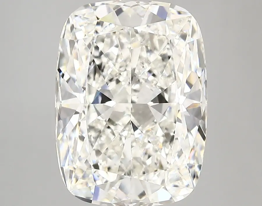 6.13ct F VVS2 Cushion (IGI)