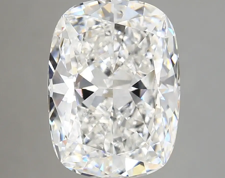 6.12ct E VVS2 Cushion (IGI)