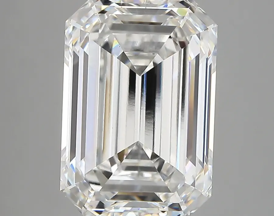 6.12ct F VS1 Emerald (IGI)