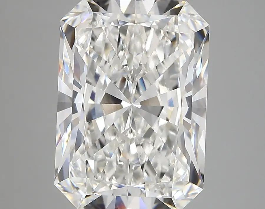 6.12ct E VVS2 Radiant (IGI)