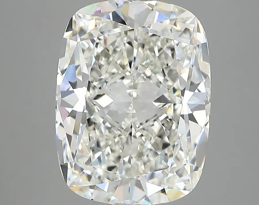 6.09ct F VVS2 Cushion (IGI)