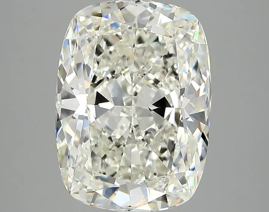 6.09ct G VVS2 Cushion (IGI)
