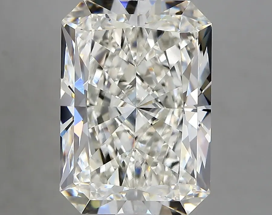 6.06ct G VVS2 Radiant (IGI)