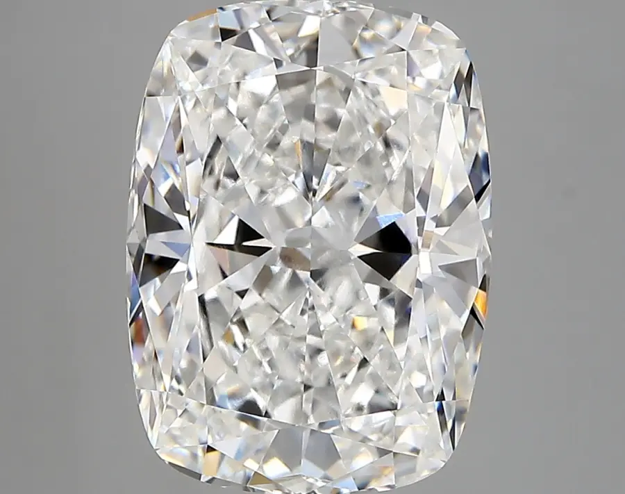 6.06ct E VVS2 Cushion (IGI)