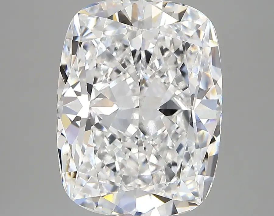 6.05ct E VVS2 Cushion (IGI)