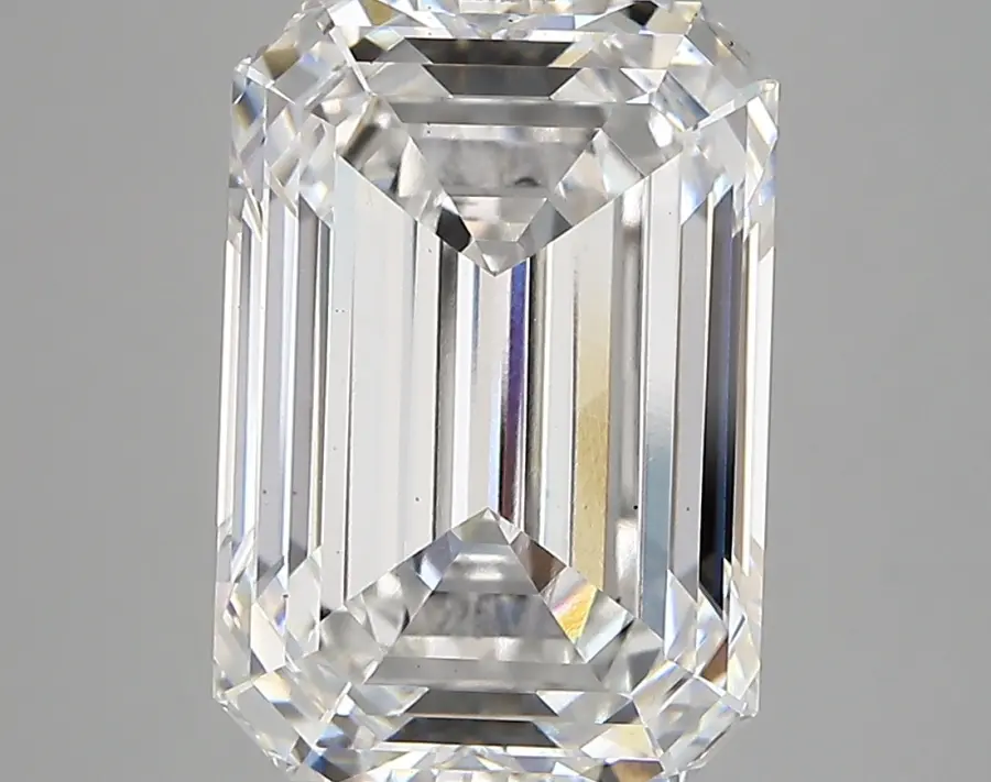 6.04ct E VS1 Emerald (IGI)