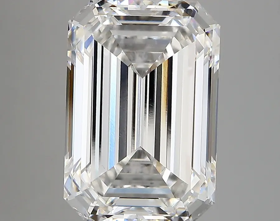 6.04ct F VS1 Emerald (IGI)