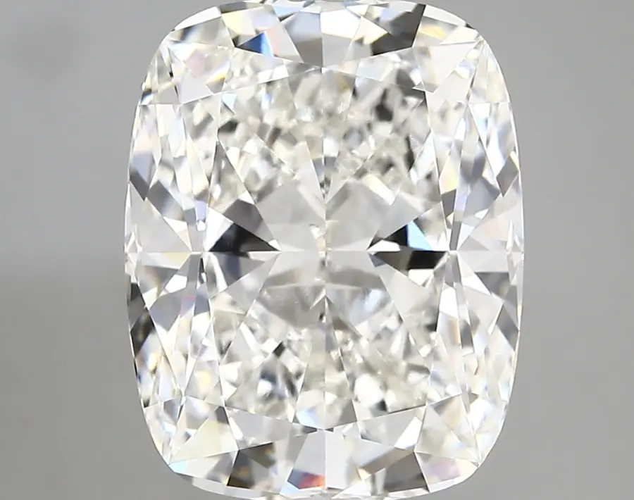 6.03ct G VVS2 Cushion (IGI)
