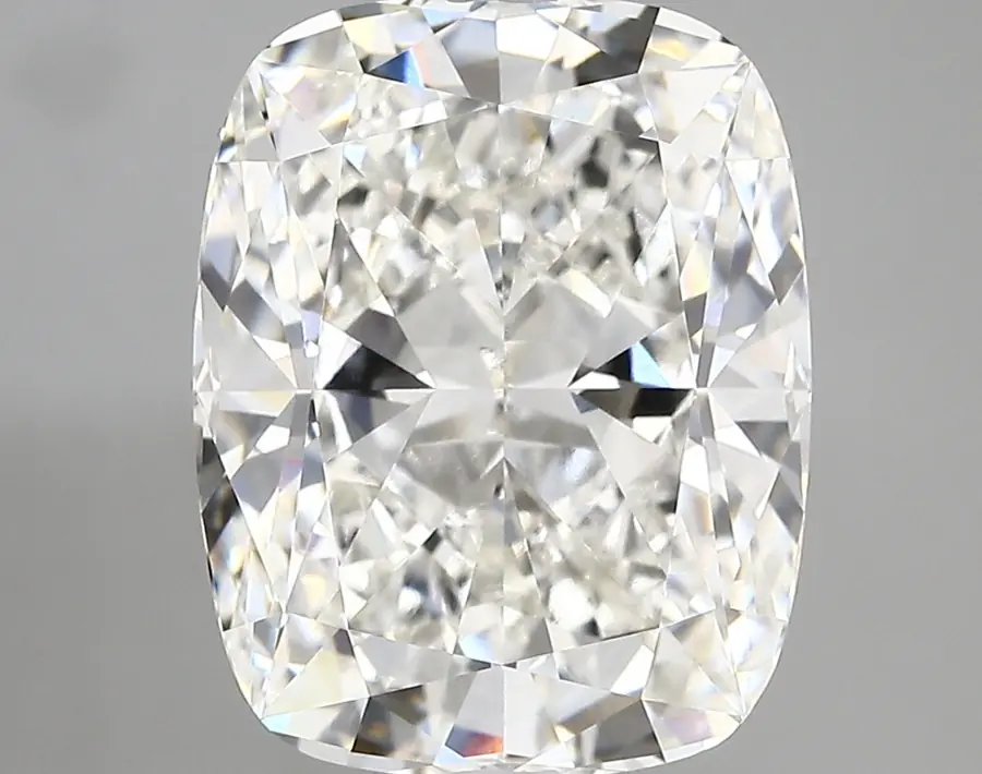 6.03ct G VVS2 Cushion (IGI)