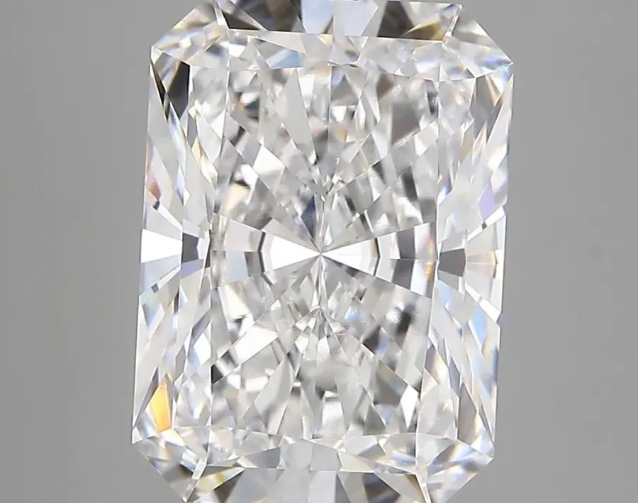 6.03ct D VVS2 Radiant (IGI)