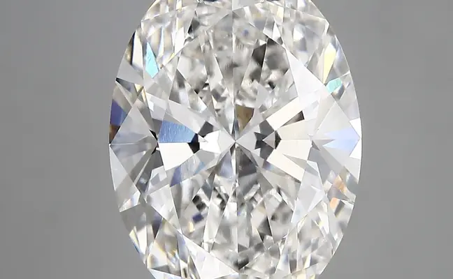 6.02ct G VVS1 Oval (IGI)